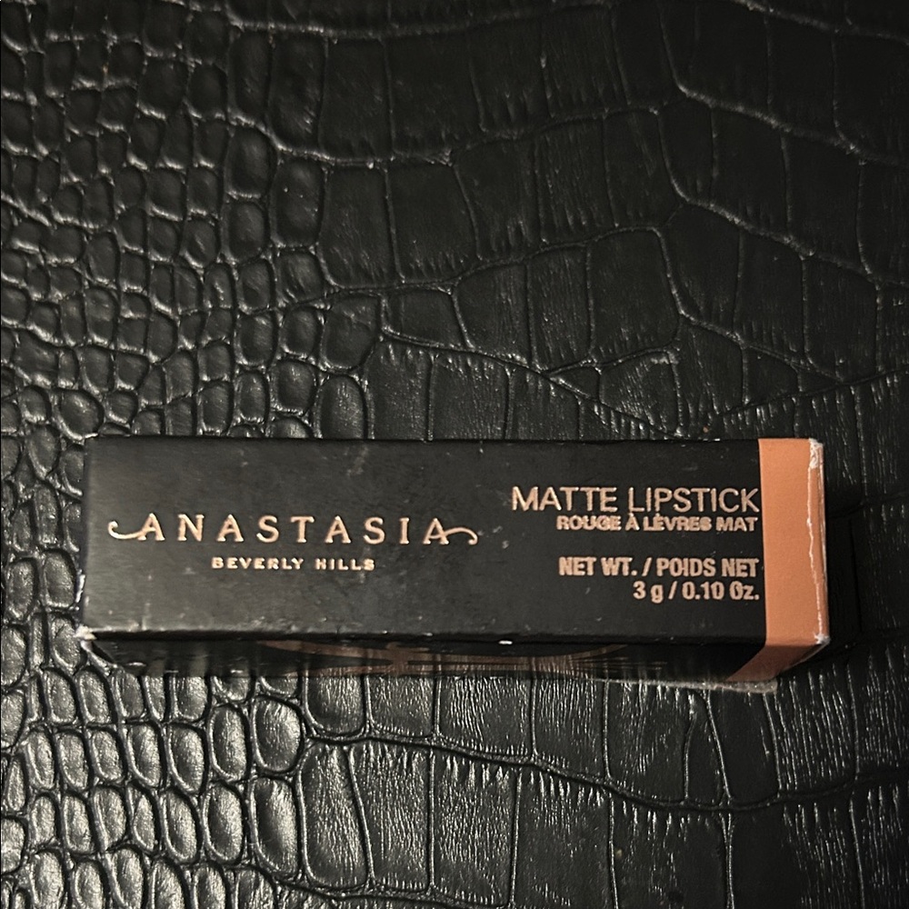 Anastasia Beverly Hills Matte Lipstick - Black and Tan